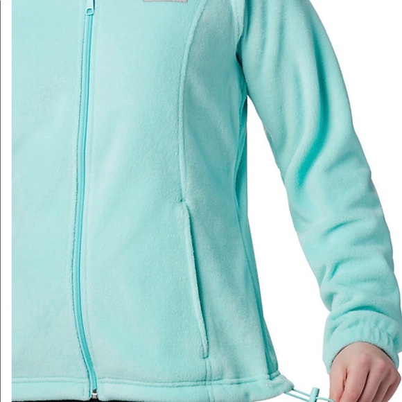 Light Blue Columbia Fleece Jacket - Picture 3 of 3